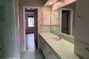 6310 Deerwood Rd, Houston, TX 77057 - Photo 14