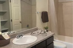 790 E Boundary, Giddings, TX 78942 - Photo 18