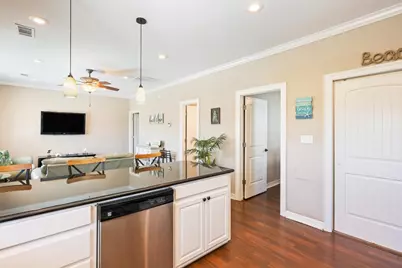 933 Westview, Crystal Beach, TX 77650 - Photo 16