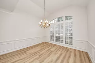 4418 Bermuda Dr, Sugar Land, TX 77479 - Photo 22