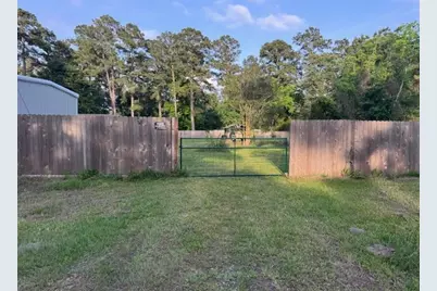 320 County Road 2282, Cleveland, TX 77327 - Photo 8