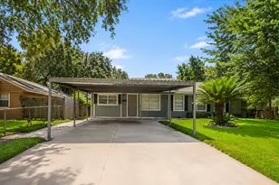 10739 Dulcimer St, Houston, TX 77051 - Photo 1