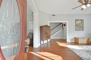 3427 Avenue L, Galveston, TX 77550 - Photo 4