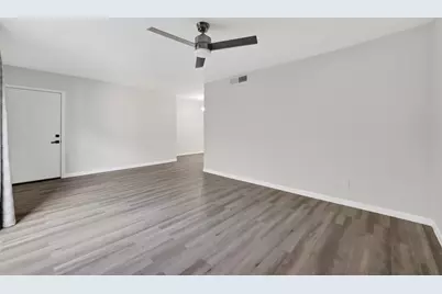 1811 Stoney Brook Drive #91, Houston, TX 77063 - Photo 16