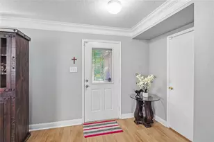 7015 Falling Cherry Pl, Houston, TX 77049 - Photo 6
