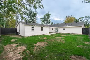 5326 De Lange Ln, Houston, TX 77092 - Photo 28