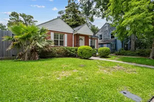 2311 Addison Rd, Houston, TX 77030 - Photo 2