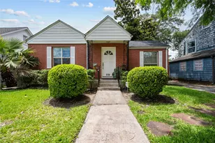 2311 Addison Rd, Houston, TX 77030 - Photo 1
