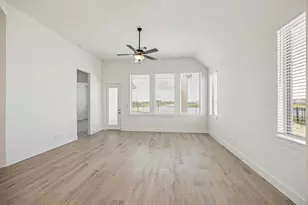 3240 Voda Bnd Dr, Katy, TX 77493 - Photo 4