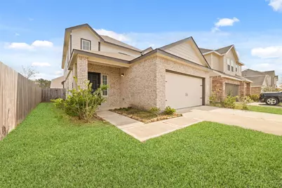 2209 Raider Drive, Conroe, TX 77301 - Photo 2