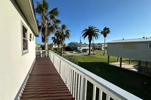 16622 Nassau Way, Jamaica Beach, TX 77554 - Photo 18