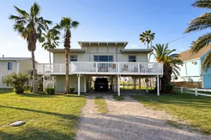 16622 Nassau Way, Jamaica Beach, TX 77554 - Photo 2