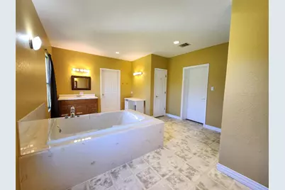 115 Oak Colony Drive, Angleton, TX 77515 - Photo 42