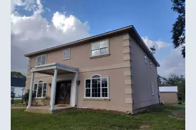 115 Oak Colony Drive, Angleton, TX 77515 - Photo 2