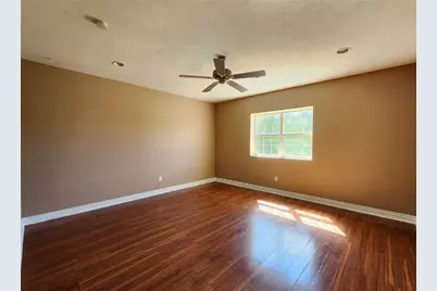 115 Oak Colony Drive, Angleton, TX 77515 - Photo 22