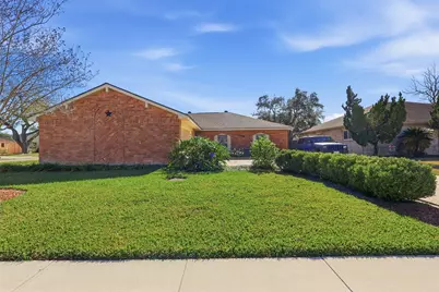 10130 Shell Rock Road, La Porte, TX 77571 - Photo 1