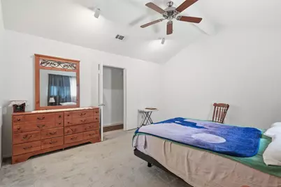 10130 Shell Rock Road, La Porte, TX 77571 - Photo 14