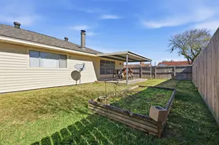 10130 Shell Rock Rd, La Porte, TX 77571 - Photo 26