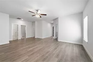8931 Gull Cyn Dr, Baytown, TX 77521 - Photo 12