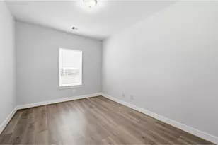 8931 Gull Cyn Dr, Baytown, TX 77521 - Photo 6