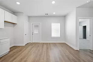 8931 Gull Cyn Dr, Baytown, TX 77521 - Photo 18