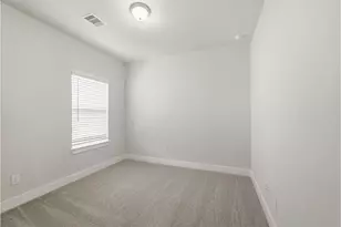 8931 Gull Cyn Dr, Baytown, TX 77521 - Photo 20