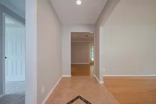 5243 Stillbrooke Dr, Houston, TX 77096 - Photo 2