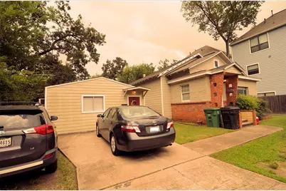 824 W 19th Street #A, Houston, TX 77008 - Photo 2