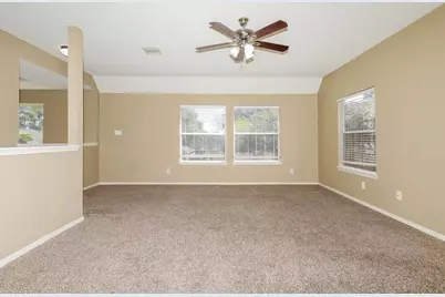 10007 Willow Wood Way, Houston, TX 77070 - Photo 8