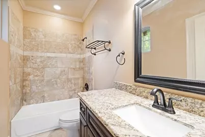 1516 Amundsen Street, Houston, TX 77009 - Photo 28