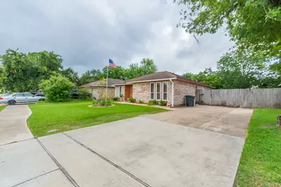 1714 Magnolia Drive, Pasadena, TX 77503 - Photo 2