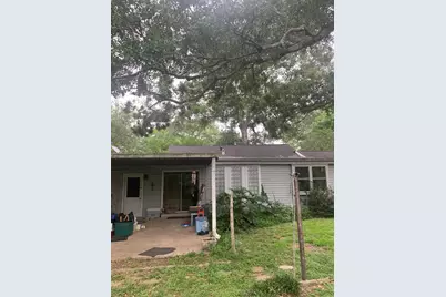 705 Shady Lane, Angleton, TX 77515 - Photo 4