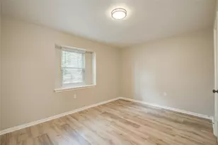 222 Ridgewood Dr, Oak Ridge North, TX 77386 - Photo 30