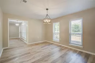 222 Ridgewood Dr, Oak Ridge North, TX 77386 - Photo 20