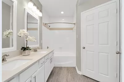 2222 Maroneal Street #0221, Houston, TX 77030 - Photo 8