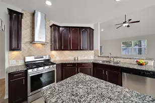 9131 Durango Point Ln, Houston, TX 77070 - Photo 8