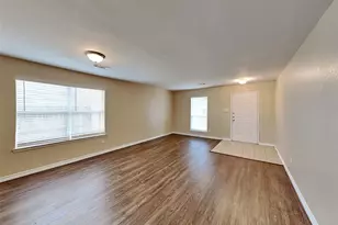 226 S Golden Oak Dr, Texas City, TX 77591 - Photo 6