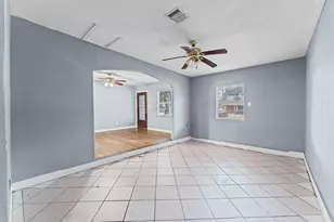 10401 Bessemer St, Houston, TX 77034 - Photo 6