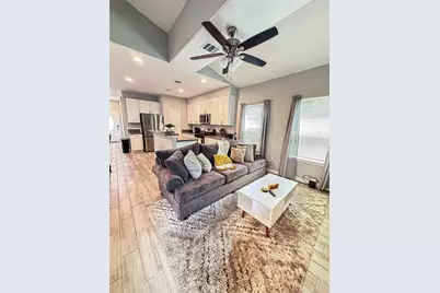 4420 Elmwood Street, Houston, TX 77051 - Photo 2