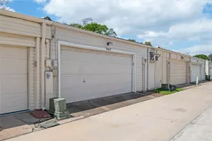 9417 Bassoon Dr, Houston, TX 77025 - Photo 6