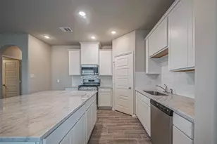 2224 Manila Ln, Texas City, TX 77568 - Photo 12