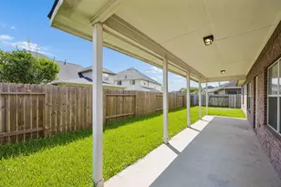 7803 Blue Lake Dr, Rosenberg, TX 77469 - Photo 18