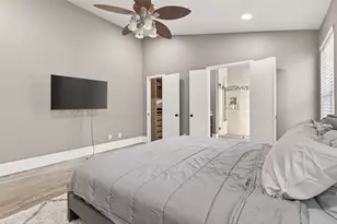 1214 Wesley Dr, Stafford, TX 77477 - Photo 2