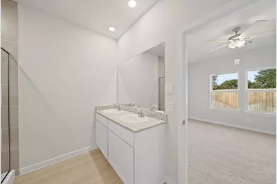 142 Kelly Street, Angleton, TX 77515 - Photo 10