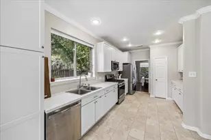 5811 Walkabout Way, Katy, TX 77450 - Photo 8