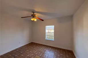 7206 Helmers St, Houston, TX 77022 - Photo 18