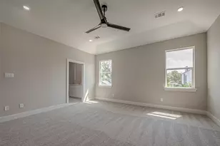 8128 Chateau St, Houston, TX 77028 - Photo 36