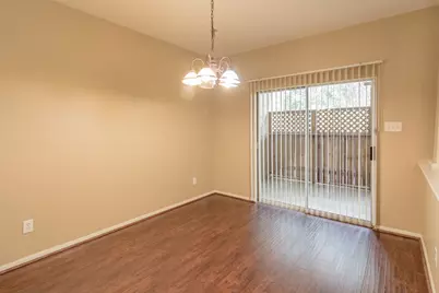 57 Scarlet Woods Court, The Woodlands, TX 77380 - Photo 8