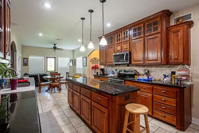 10085 Milky Way Lane, Beaumont, TX 77705 - Photo 16