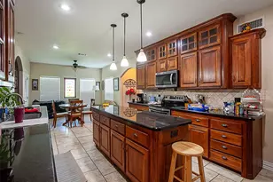 10085 Milky Way Ln, Beaumont, TX 77705 - Photo 16